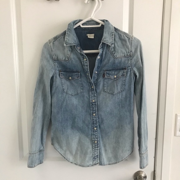 Levi’s - Picture 2 of 2